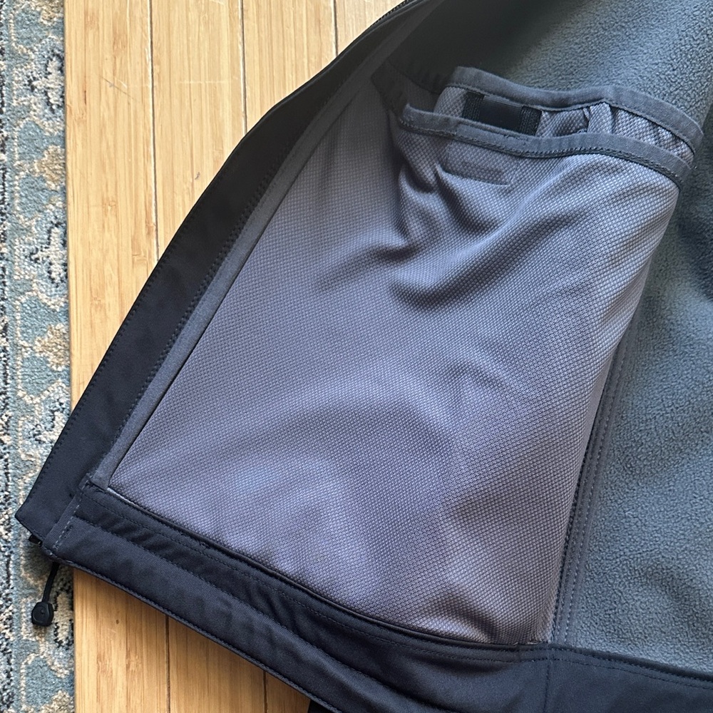 Carhartt Men's Dark Performance Jacket - Picture 7 of 8